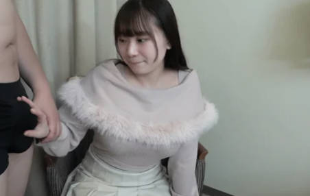 FC2PPV-4607085 小穴粉嫩<span style="color: #ff5b82">学</span><span style="color: #ff5b82">生</span>妹