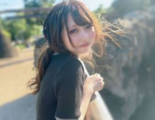FC2PPV-4545189紧实身材被大鸡巴勐插