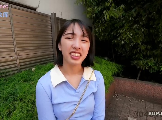 FC2PPV-3250712大胆女大学生首尝无套激爽高潮