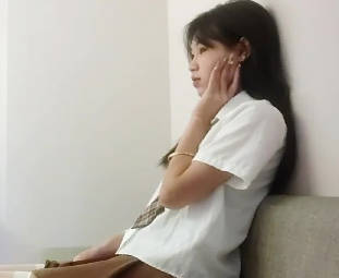 3000块酒店约操零零后18岁学生妹小妹妹被操的一脸可怜-玉面书生