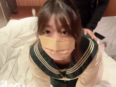 JK嫩妹口足穴侍奉-软软小芙