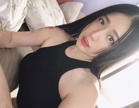 巨乳<span style="color: #ff5b82">女</span>学生真实约砲口爆实录-嫚嫚