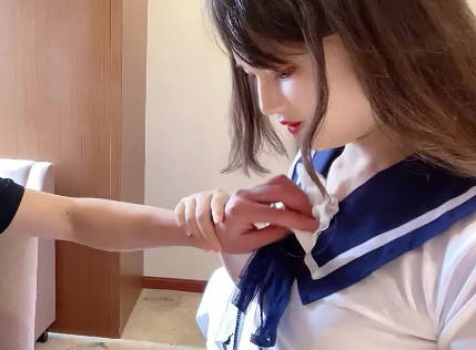 清纯<span style="color: #ff5b82">女</span>学生想跟老师生孩子