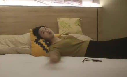 好久不见的清纯<span style="color: #ff5b82">女</span>同学