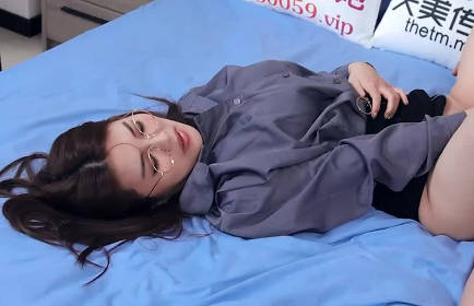 天美传媒TMP0027用大鸡巴教训单位<span style="color: #ff5b82">女</span>经理