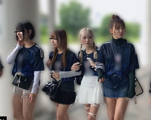 骑兵破解VRNC-059 ゴールイン！美少女サポーター达とスタジアム外で秘密のオフサイド！【みゆ ゆみ れい りん】Ver.れい＆りん